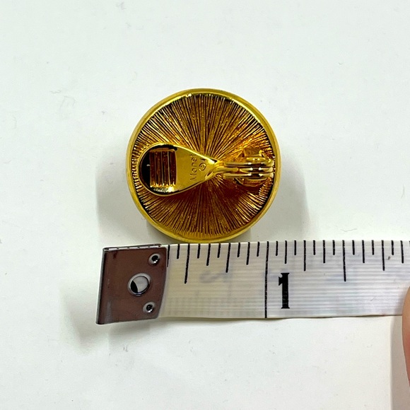 Vintage 1980s Gold Plated Monet Signed Clip On Earrings - Picture 5 of 5